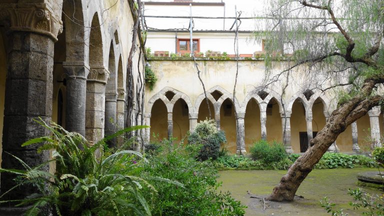 chiostro di san francesco sorrento