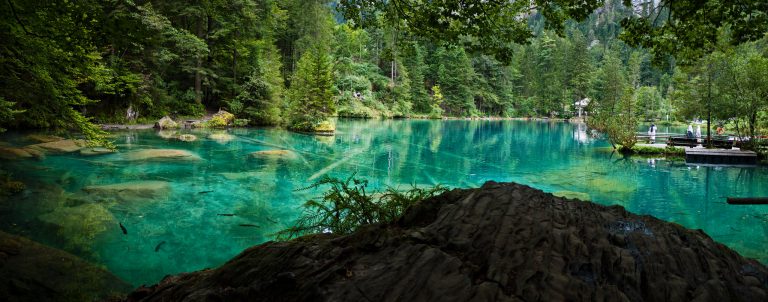 lago blu svizzera