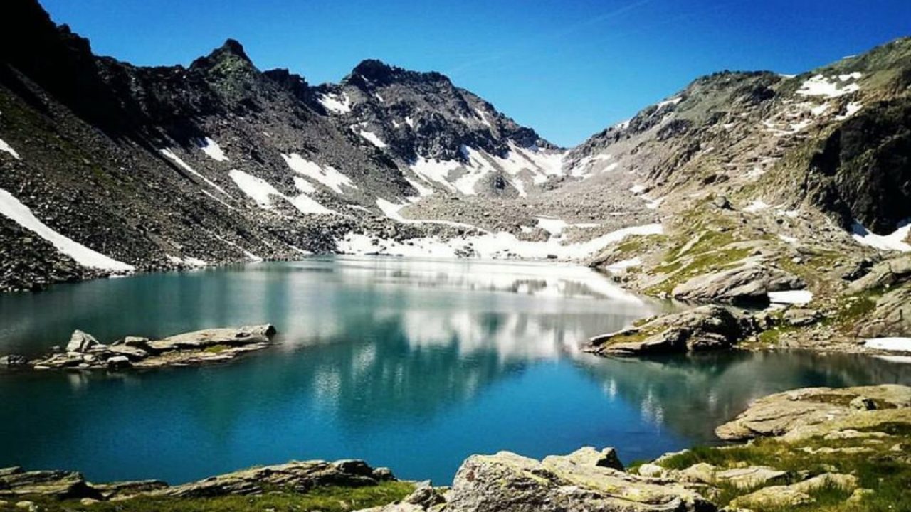 Lago Di Pietra Rossa Sentiero E Tutte Le Informazioni Viaggiamo
