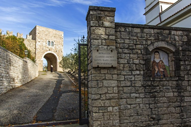 monastero delle clarisse eremite di fara sabina