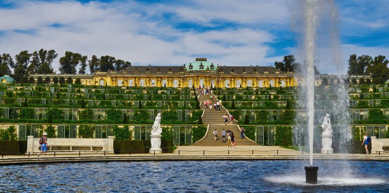 palazzo di sanssouci berlino