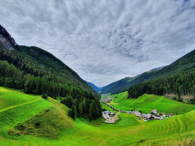 predoi valle aurina escursioni