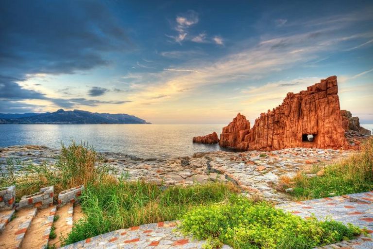 rocce rosse arbatax storia