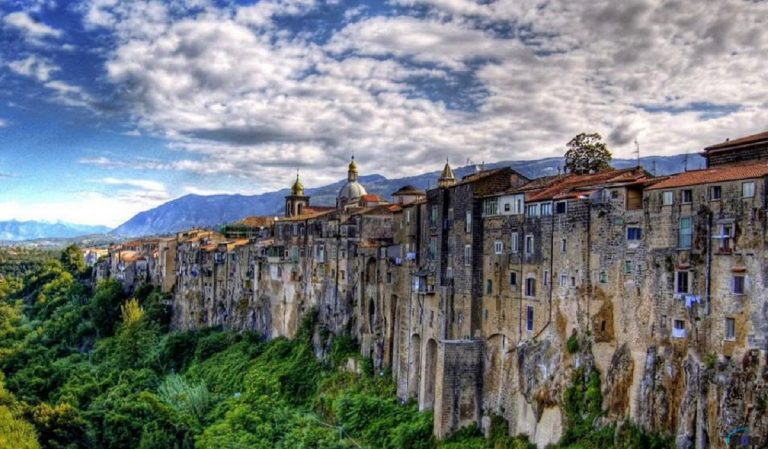 borghi sospesi in italia