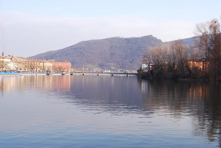 lago di sarnico cosa vedere