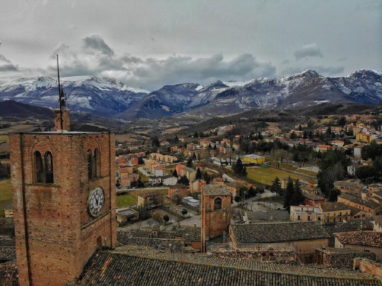 sarnano macerata cosa vedere