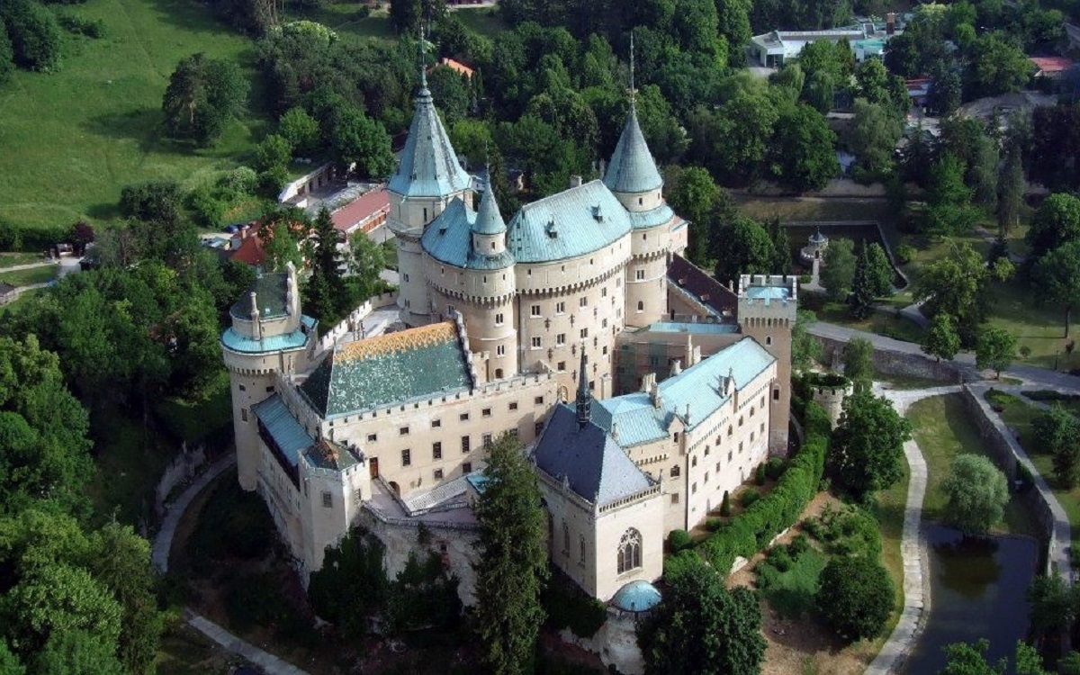 castello di bojnice slovacchia