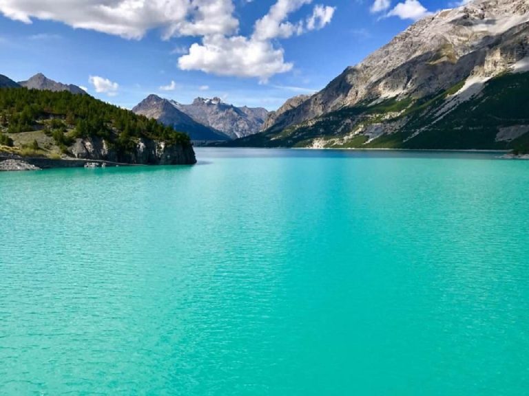 laghi di cancano in bici da corsa