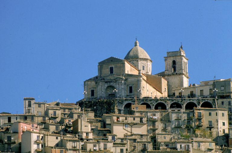 petralia sottana cosa fare