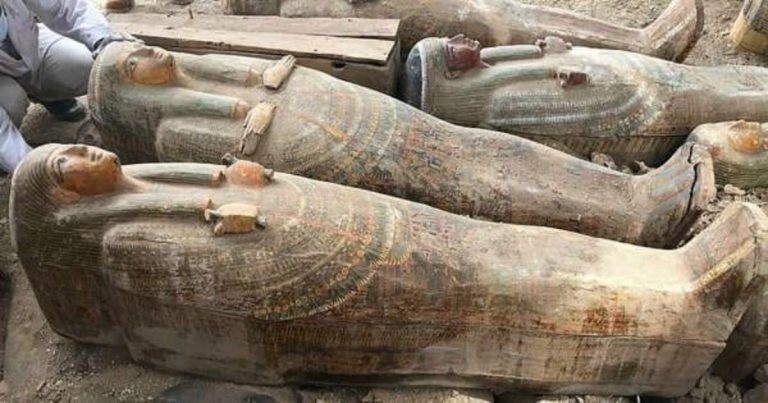 saqqara tomba egizia