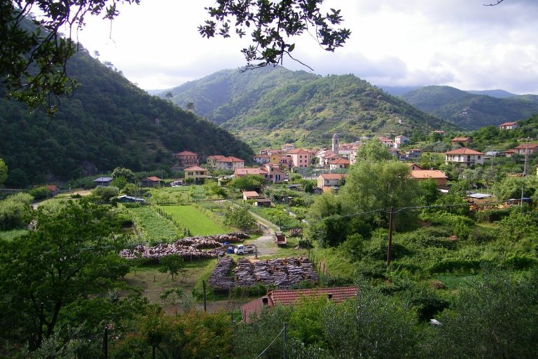 Strada del Sassello in moto