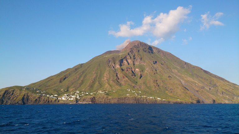 stromboli cosa vedere in un giorno