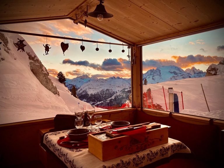 starlight room cortina