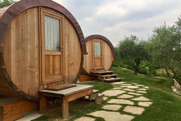 Dove dormire in una botte Italia