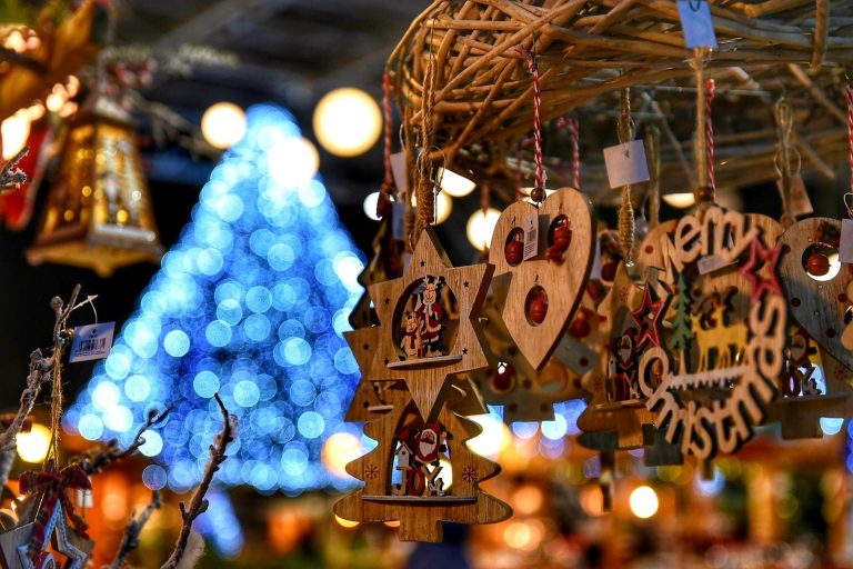 Natale, Mercato