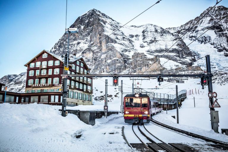 Stazione ferroviaria più alta d'europa