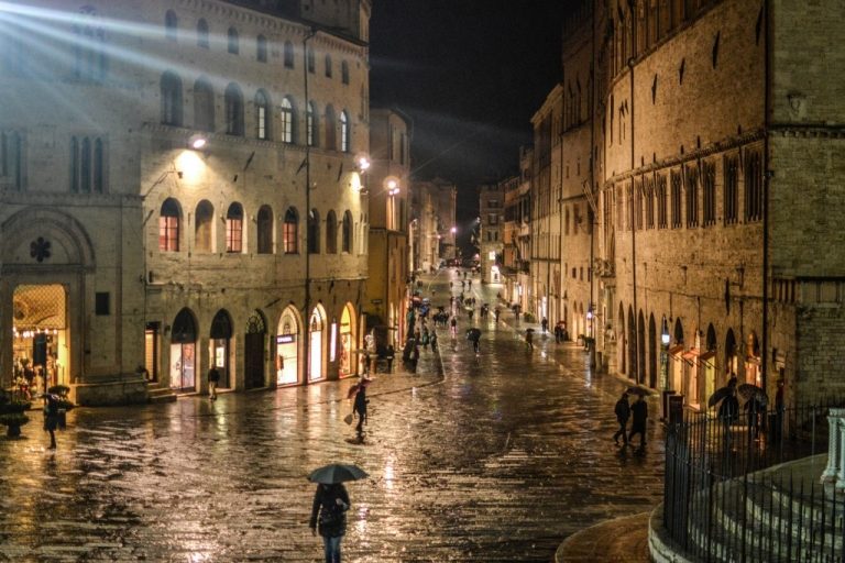 Perugia di sera