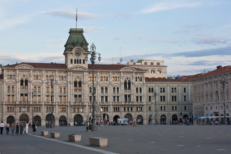 Piazza Unità d'Italia