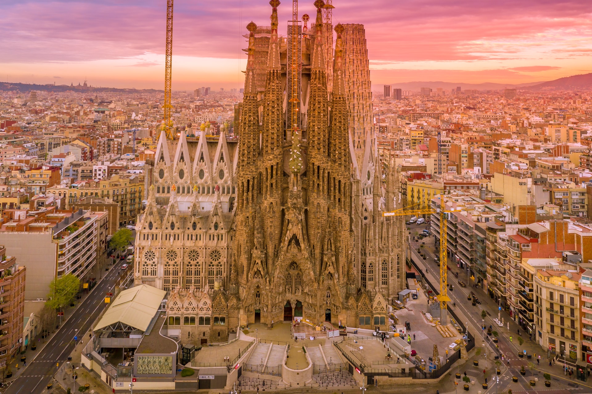 edifici Gaudí barcellona