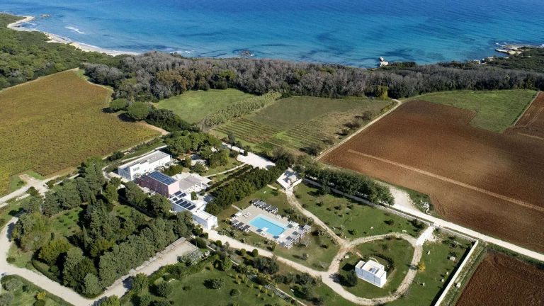 masseria mongio baia dei turchi mare salento sostituzione