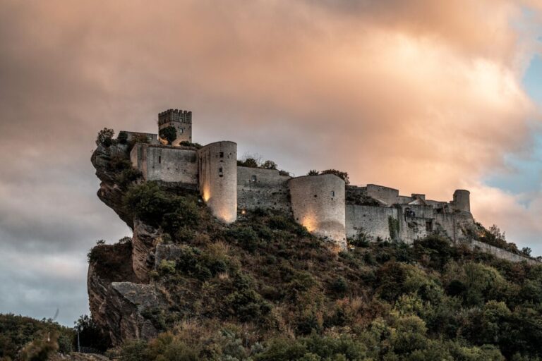 i monumenti più importanti dell'abruzzo
