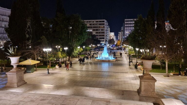 cosa vedere ad atene la sera