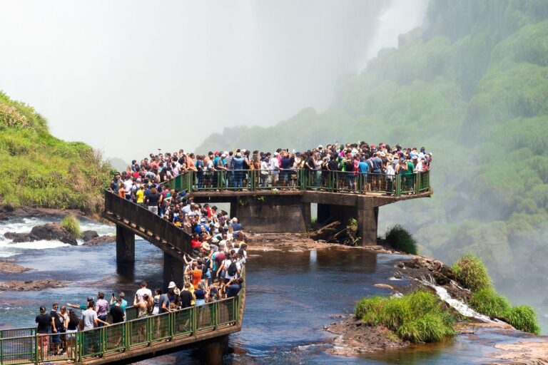 Come evitare le code e la folla durante le visite turistiche