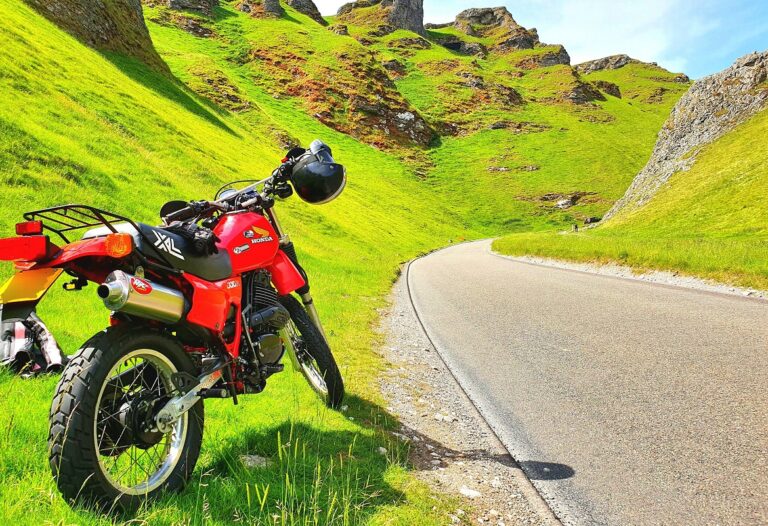Come pianificare un viaggio in moto