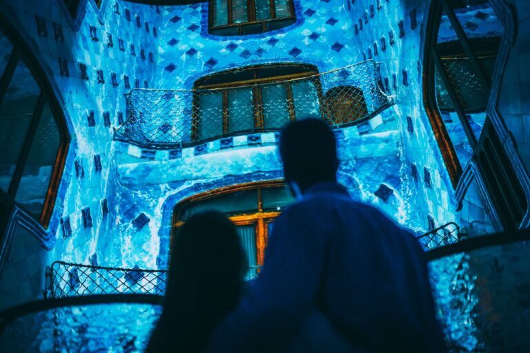 Natale a Casa Batlló: un'esperienza completamente gratuita di luci e musiche natalizie.