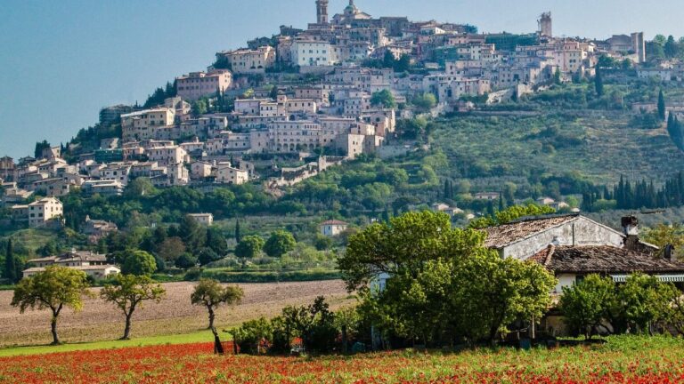 10 posti da visitare in auto in Umbria