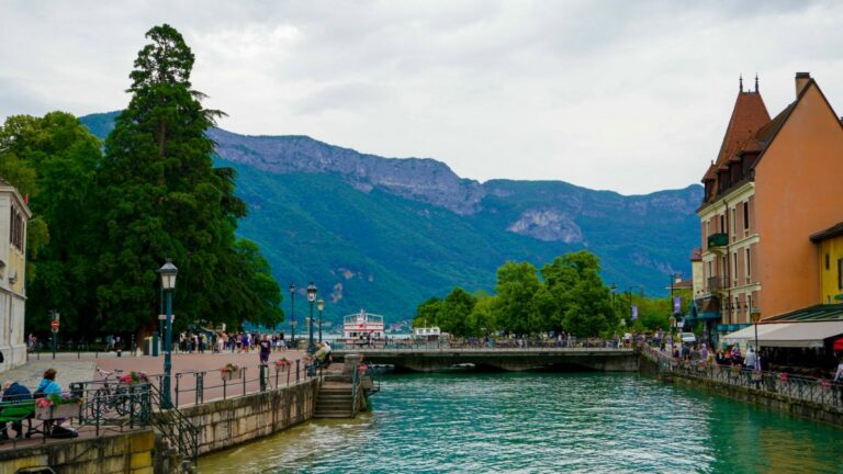 Annecy, ecco cosa vedere e dove mangiare