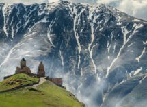 Georgia, la statua a pentola