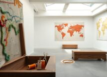 Alighiero Boetti a Cold Spring: dal minimalismo torinese alle mappe ricamate